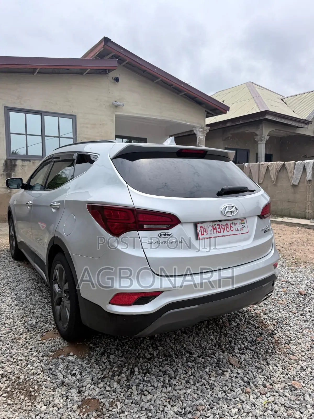 Hyundai Santa Fe 2018 Silver