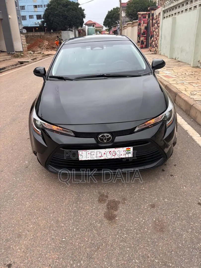 Toyota Corolla LE 2023 Black