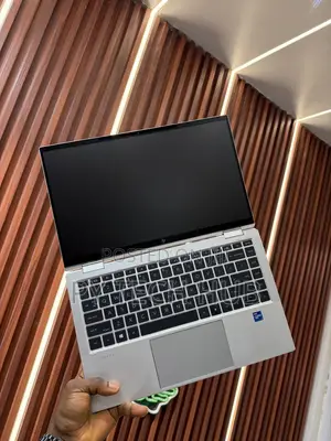 Laptop HP EliteBook 1040 G8 32GB Intel Core i7 SSD 512GB