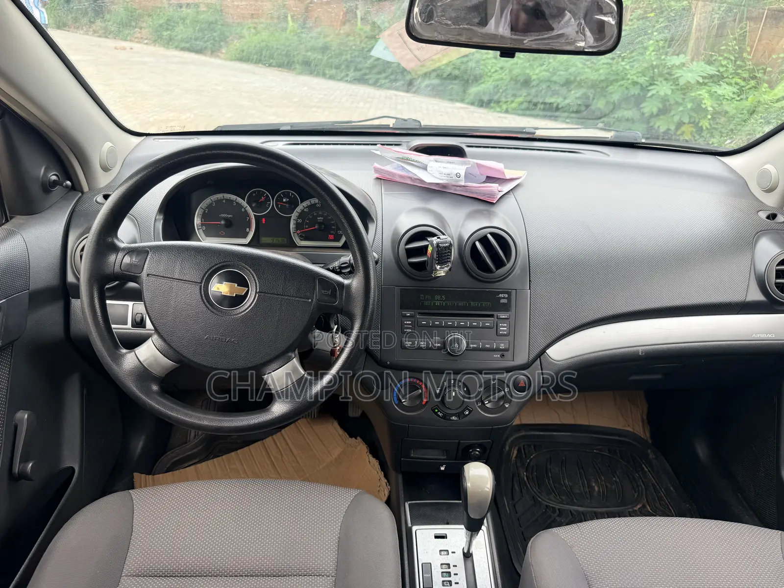 Chevrolet Aveo 2010 Red