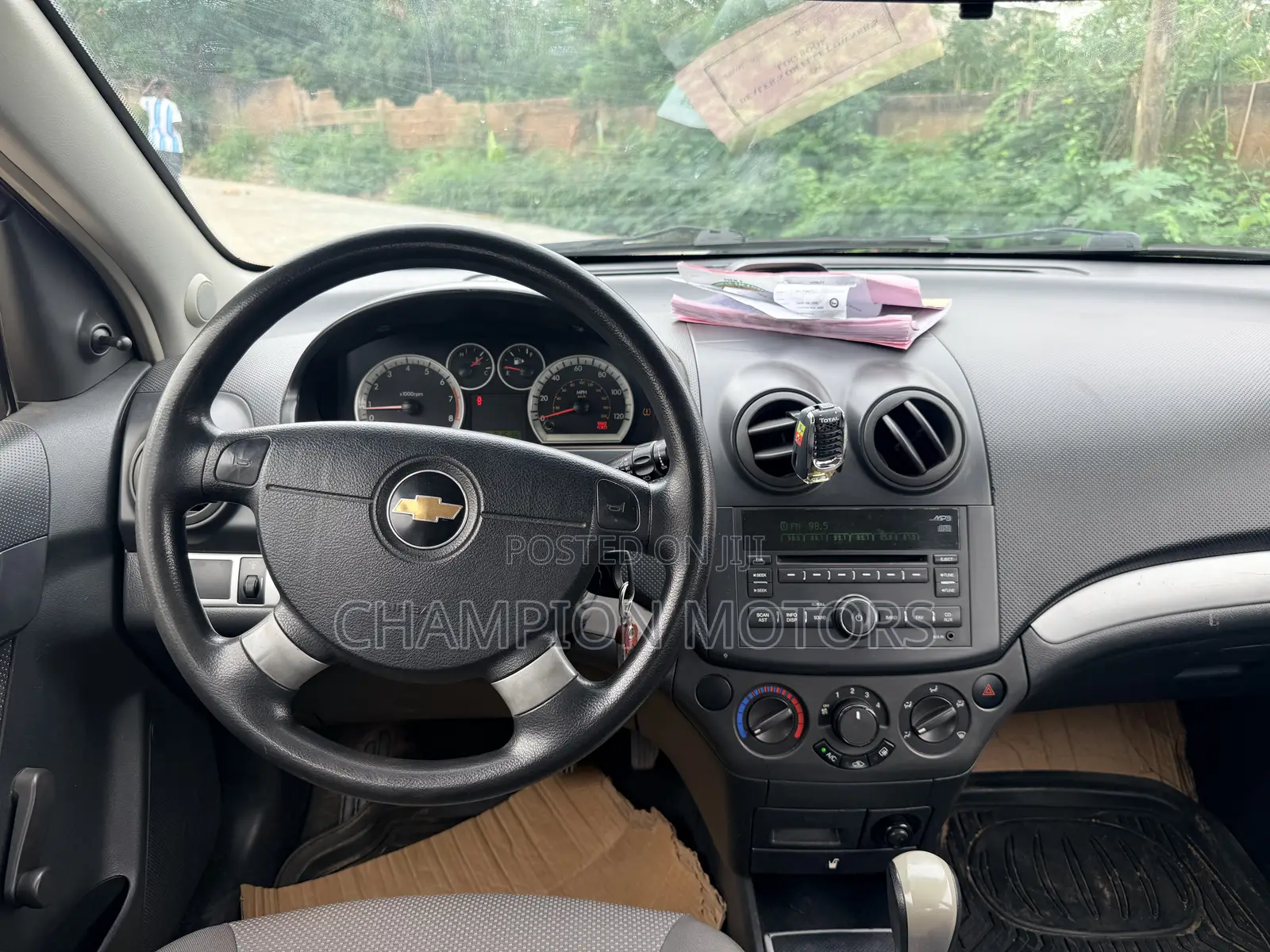 Chevrolet Aveo 2010 Red