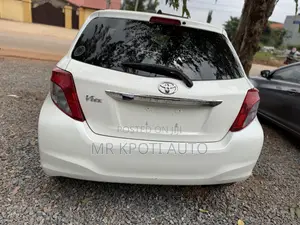 Toyota Vitz 2012 White