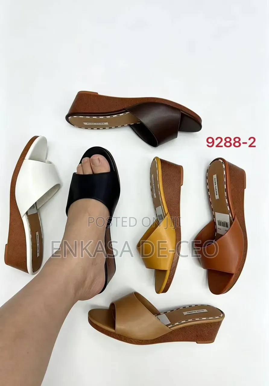 Ladies Shoes and Sandals