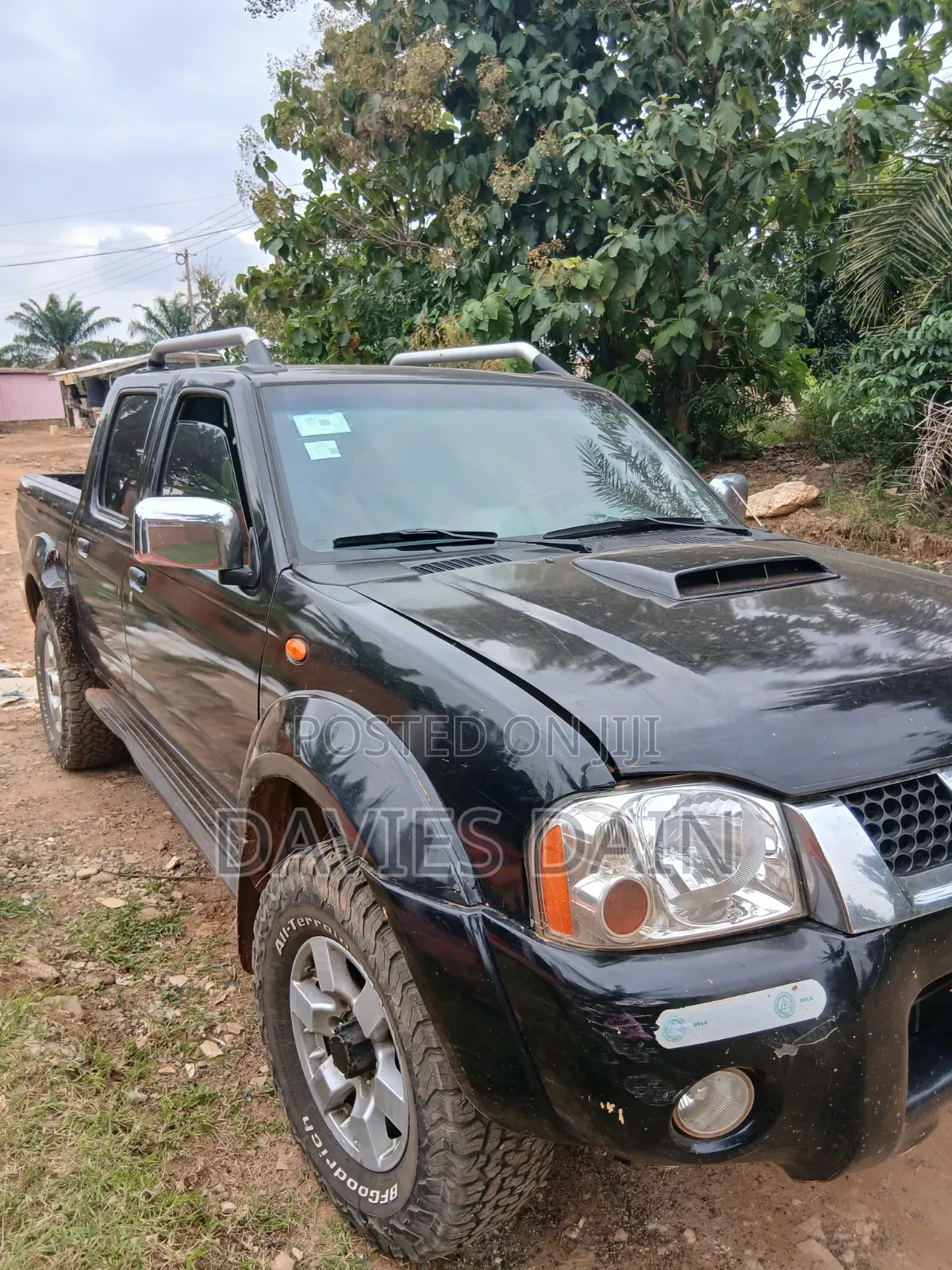 Nissan Hardbody 2018 Black