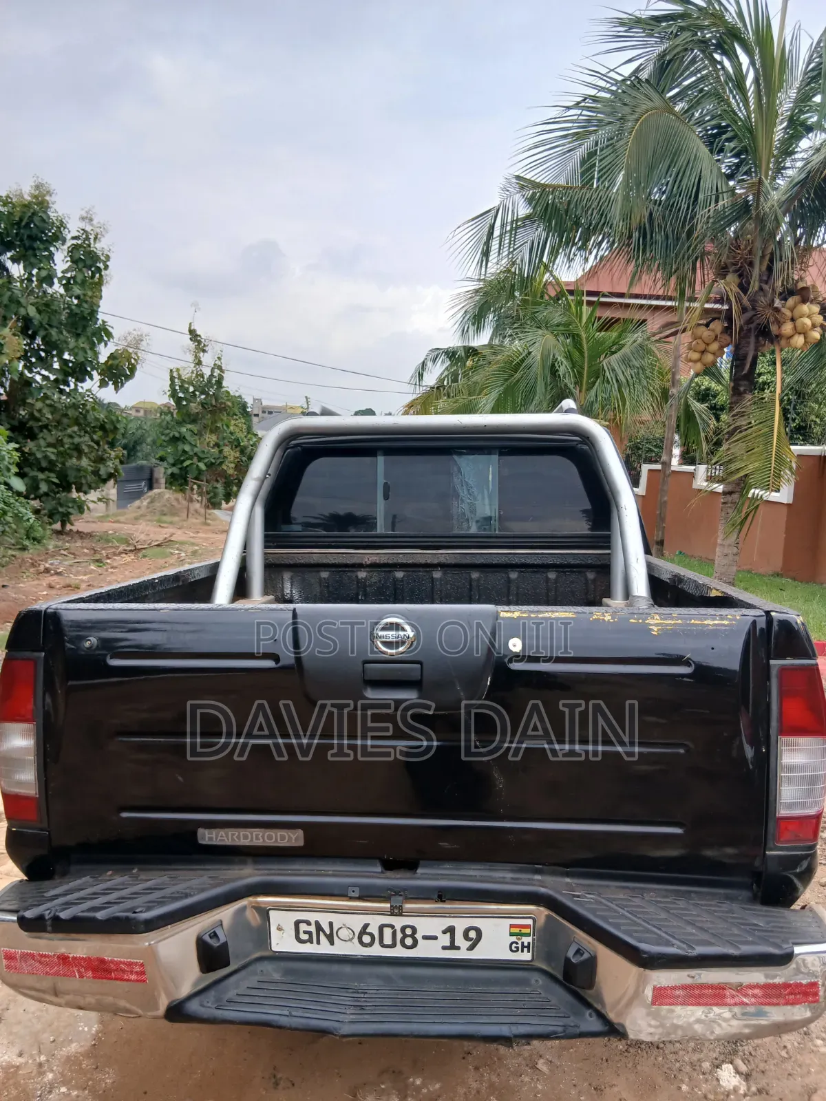 Nissan Hardbody 2018 Black