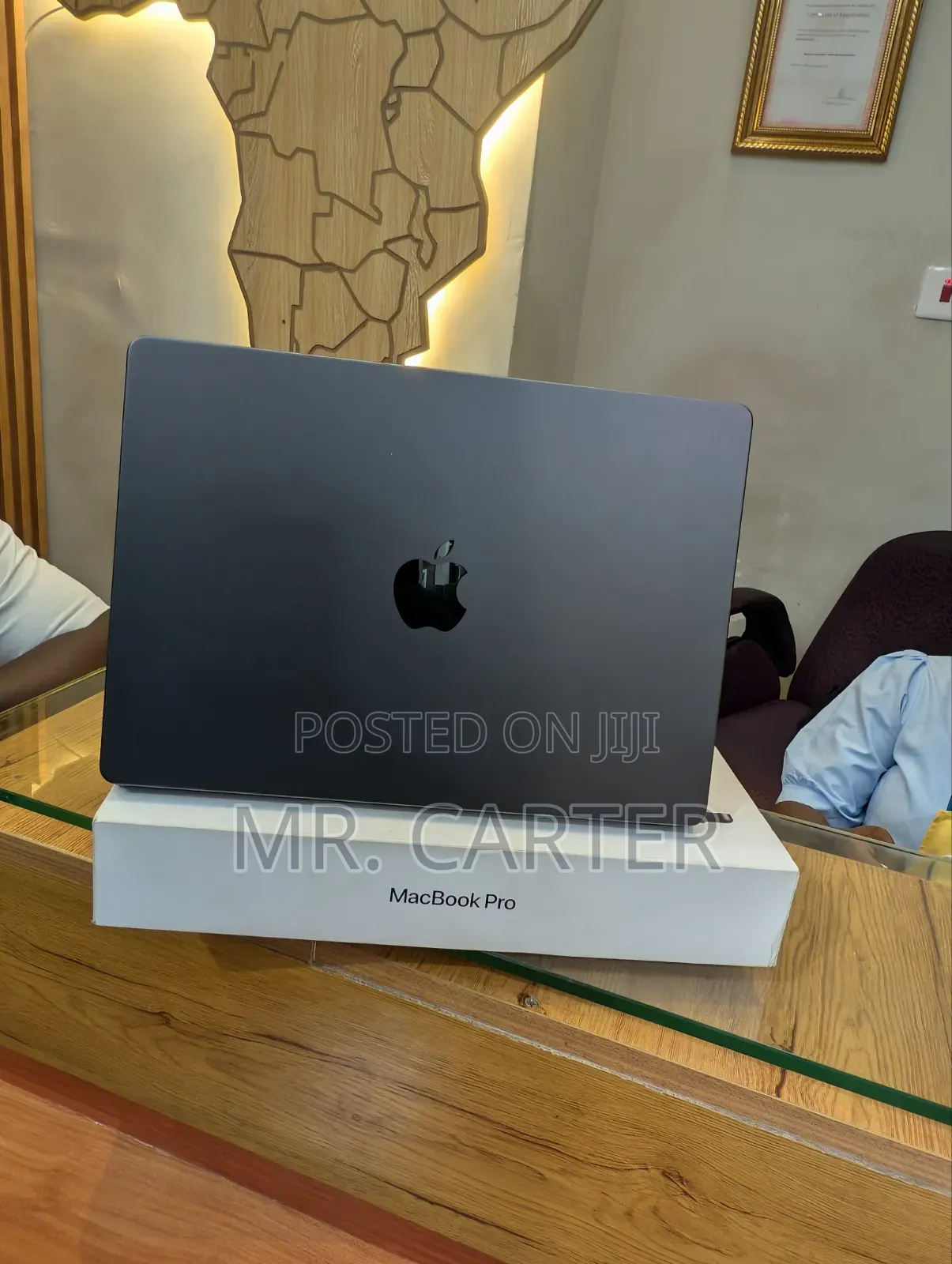 New Laptop Apple MacBook Pro 2025 M5 16GB Apple M5 SSD 1T