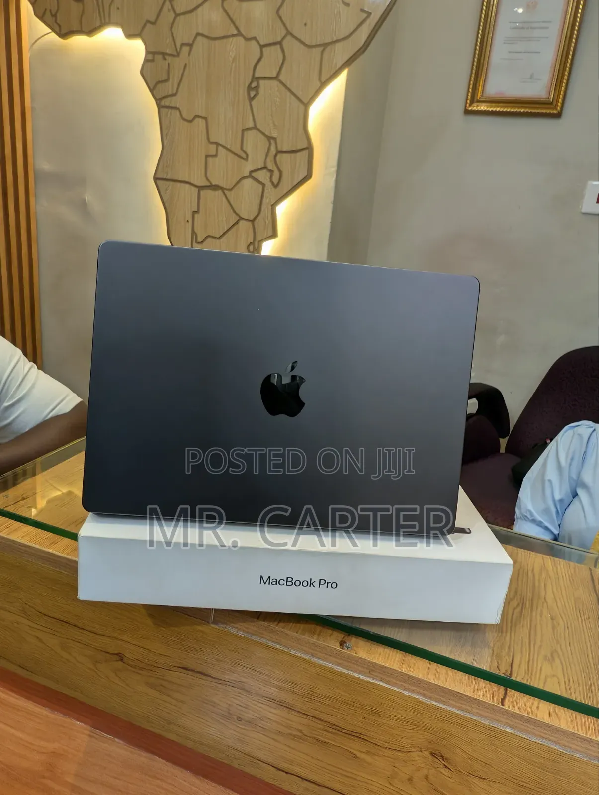 New Laptop Apple MacBook Pro 2025 M5 16GB Apple M5 SSD 1T