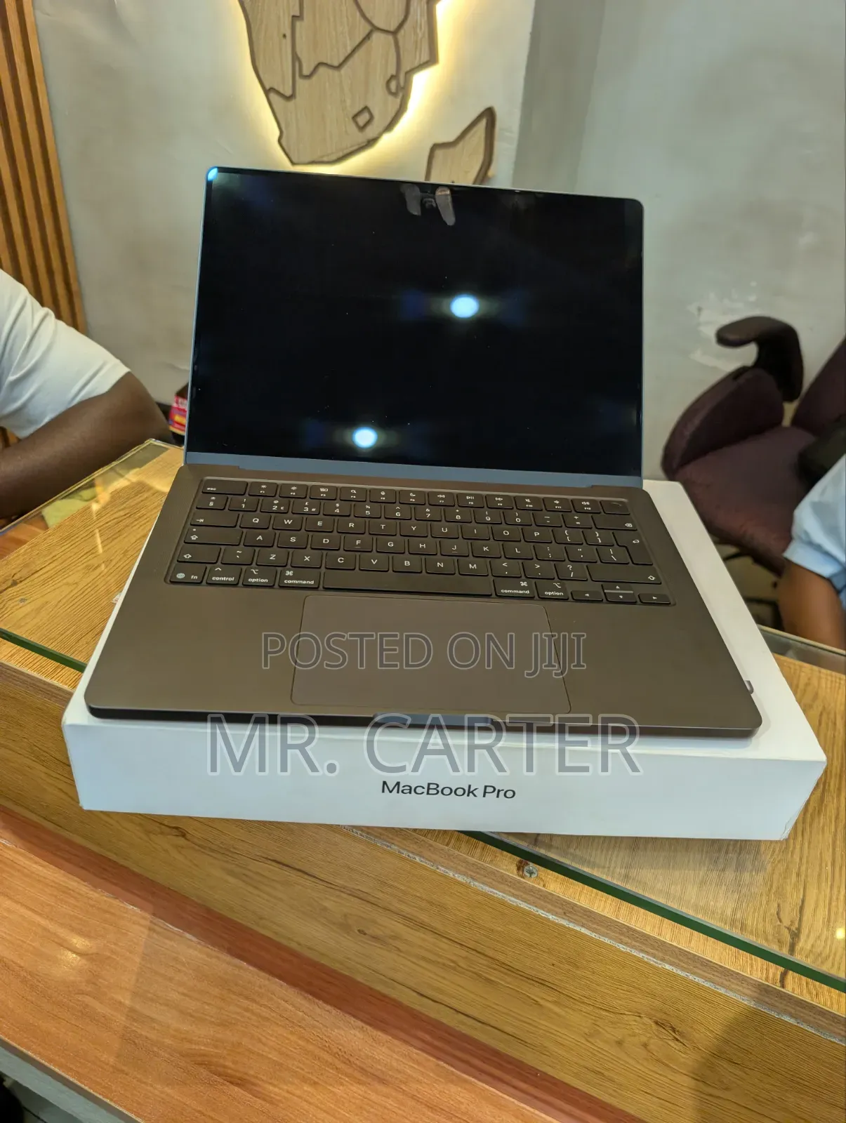 New Laptop Apple MacBook Pro 2025 M5 16GB Apple M5 SSD 1T