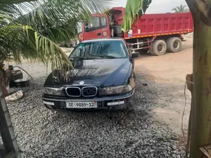 BMW 5 Series 528i 2000 Black