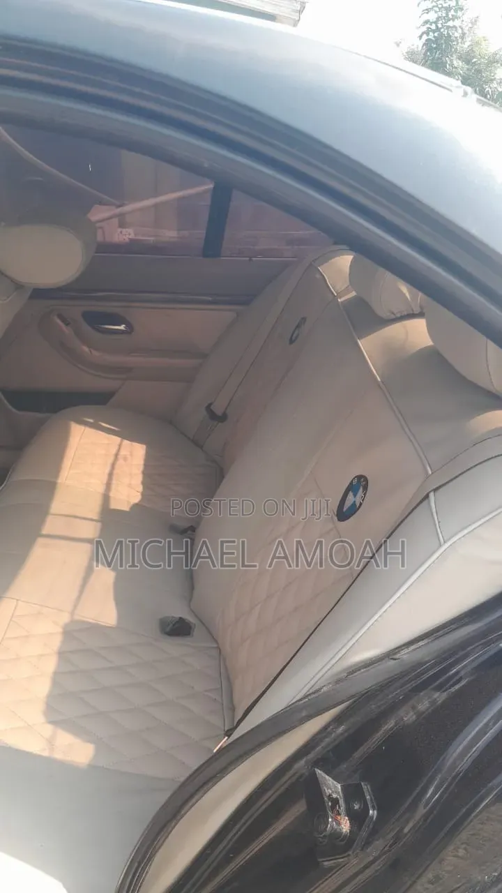 BMW 5 Series 528i 2000 Black