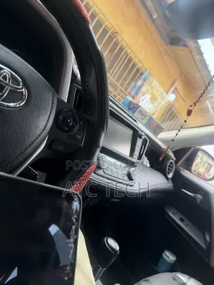 Toyota RAV4 LE Front-wheel Drive (2.5L 4cyl 6A) 2016 White