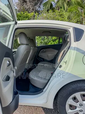 Kia Rio LX 4dr Hatchback (1.6L 4cyl 6M) 2015 White
