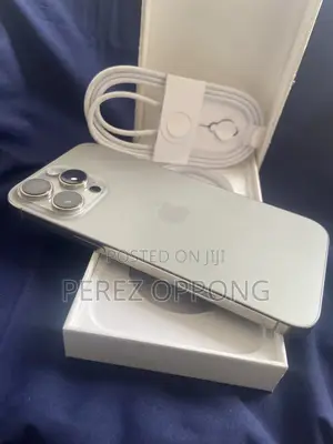 Apple iPhone 16 Pro Max 256 GB Silver