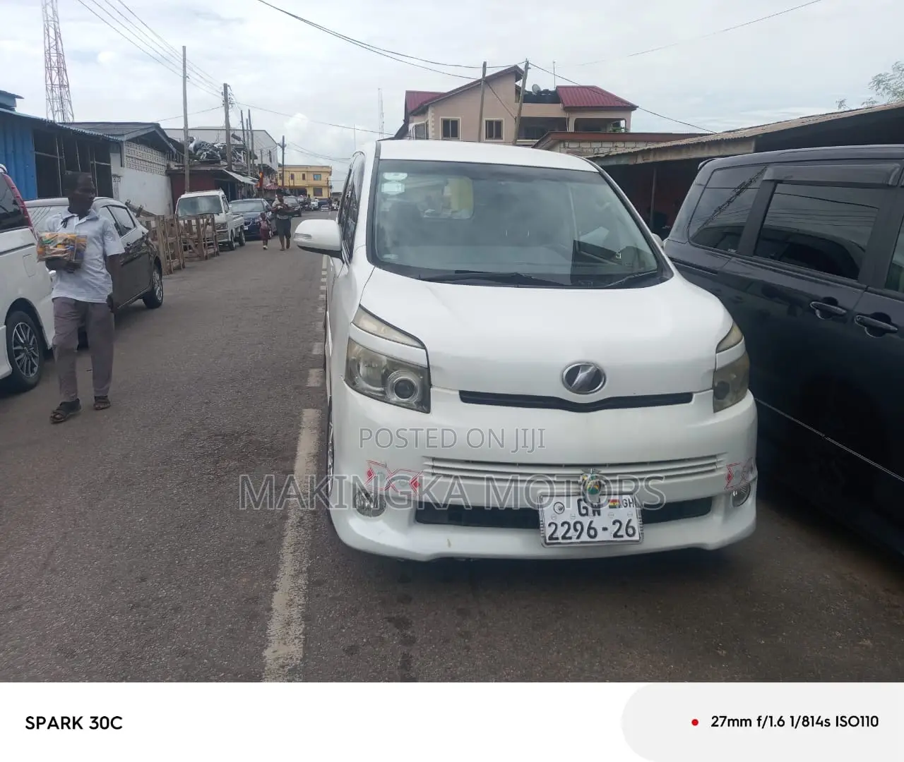 Toyota Voxy X L Edition 2WD 7-Seater 2013 White