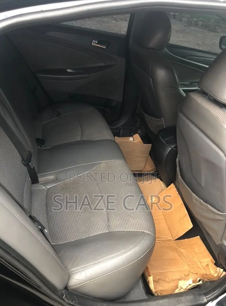 Hyundai Sonata 2013 Black