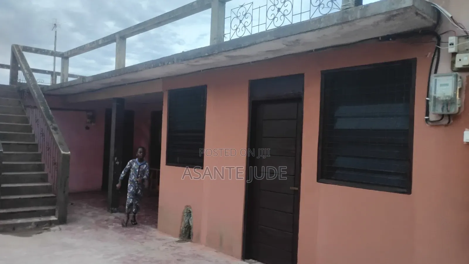 1bdrm Room & Parlour in Akropong Akuapim for rent