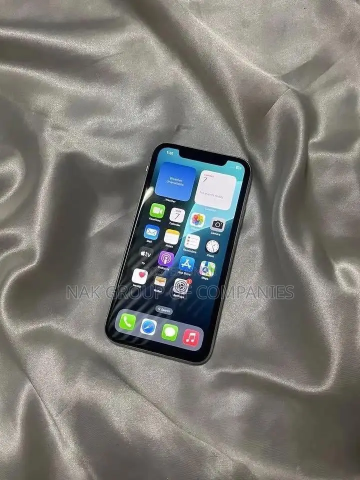 Apple iPhone XR 64 GB White