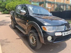 Mitsubishi L200 2009 Black