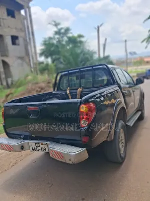 Mitsubishi L200 2009 Black