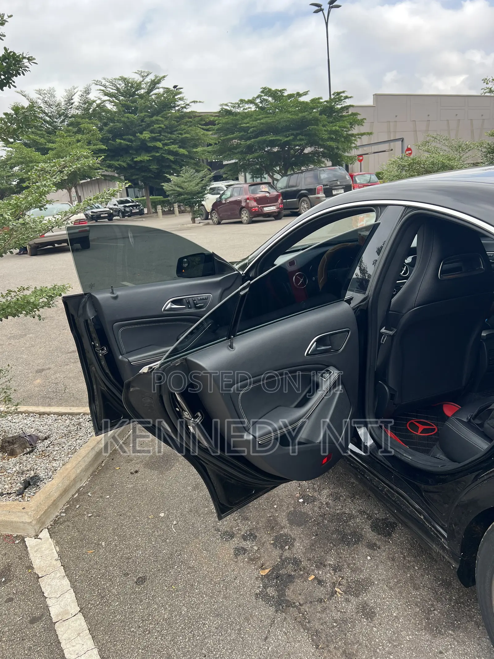 Mercedes-Benz CLA-Class CLA 250 4MATIC Sedan 2016 Black