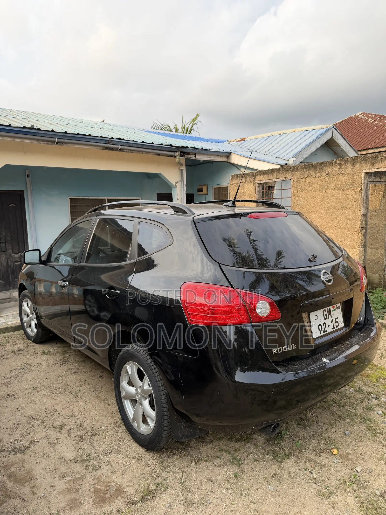 Nissan Rogue S 2011 Black