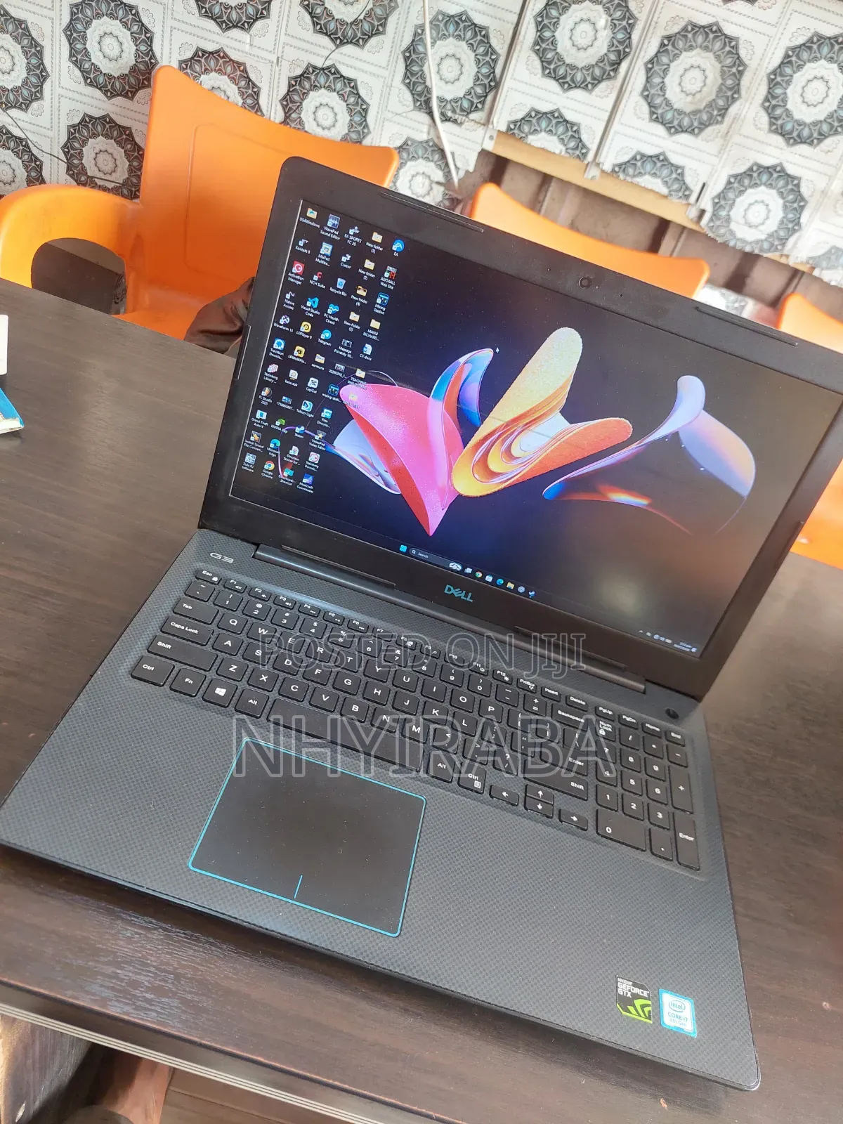 Laptop Dell G3 15 3579 16GB Intel Core i7 SSHD (Hybrid) 512GB