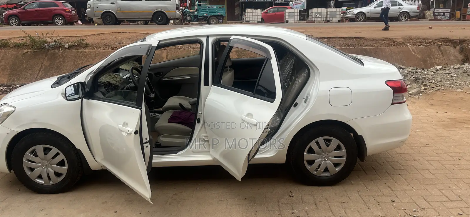 Toyota Belta 2010 White