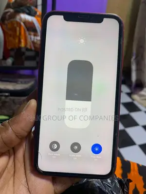 Apple iPhone XR 64 GB White
