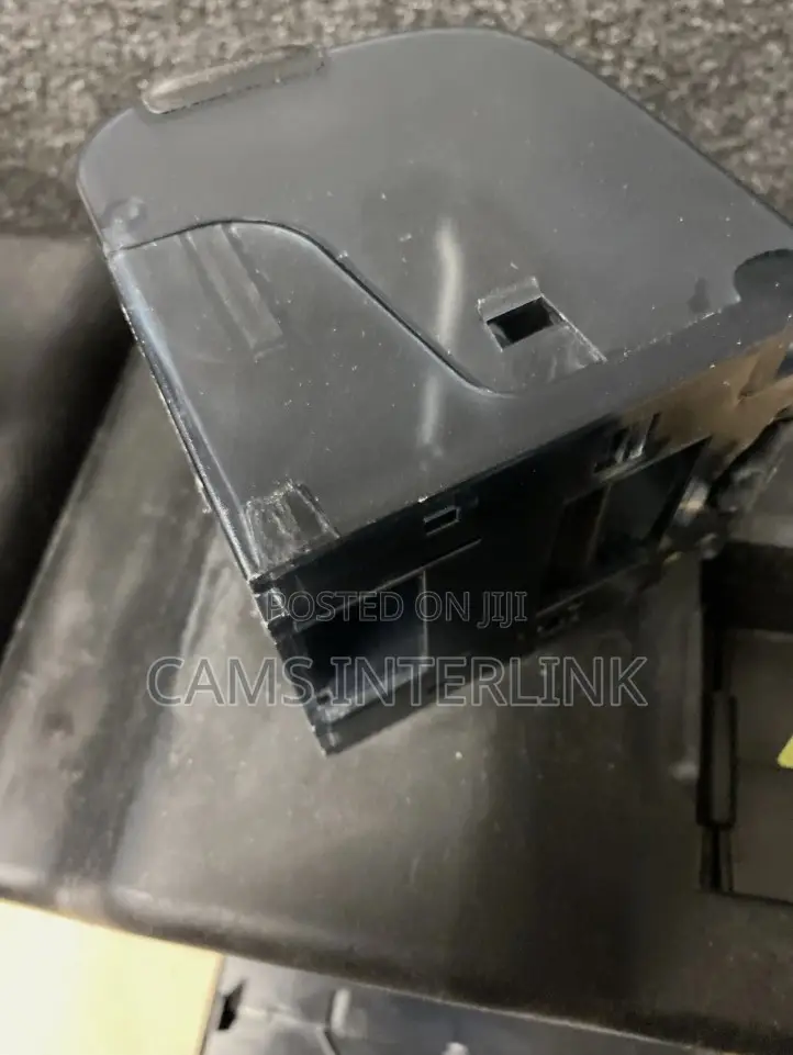 Fargo ID Printer Model: HDP5000