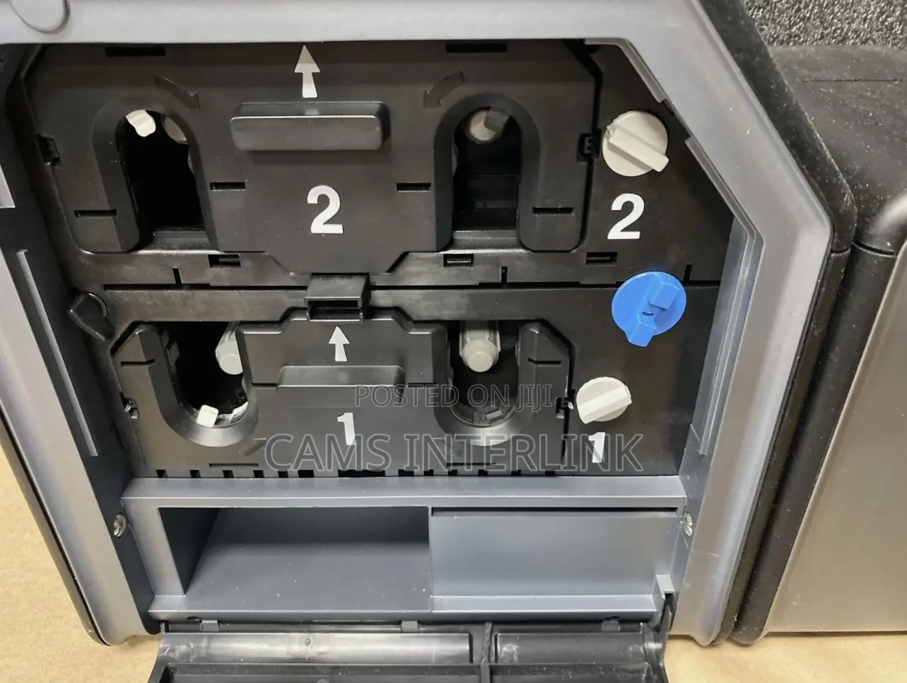 Fargo ID Printer Model: HDP5000