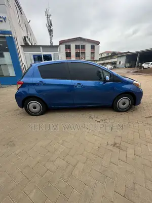 Toyota Yaris 2012 Blue