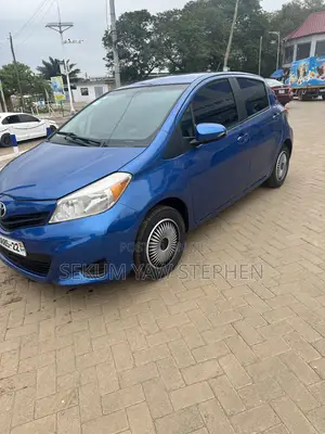 Toyota Yaris 2012 Blue