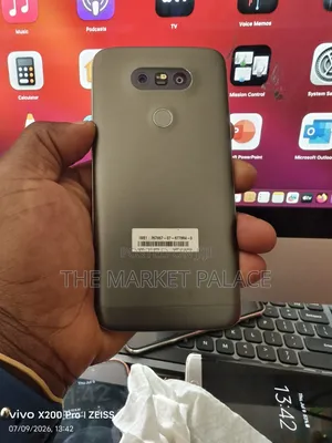 New LG G5 32 GB Gray