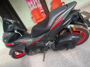 Yamaha 2025 Orange