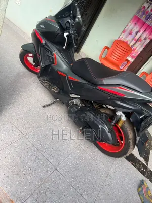 Yamaha 2025 Orange