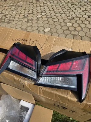 Genuine OEM Tail Light Assembly for 2021-2023 Hyundai Elantra | Pair