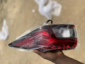 Outlander 2022,2023,2024 Tail Light