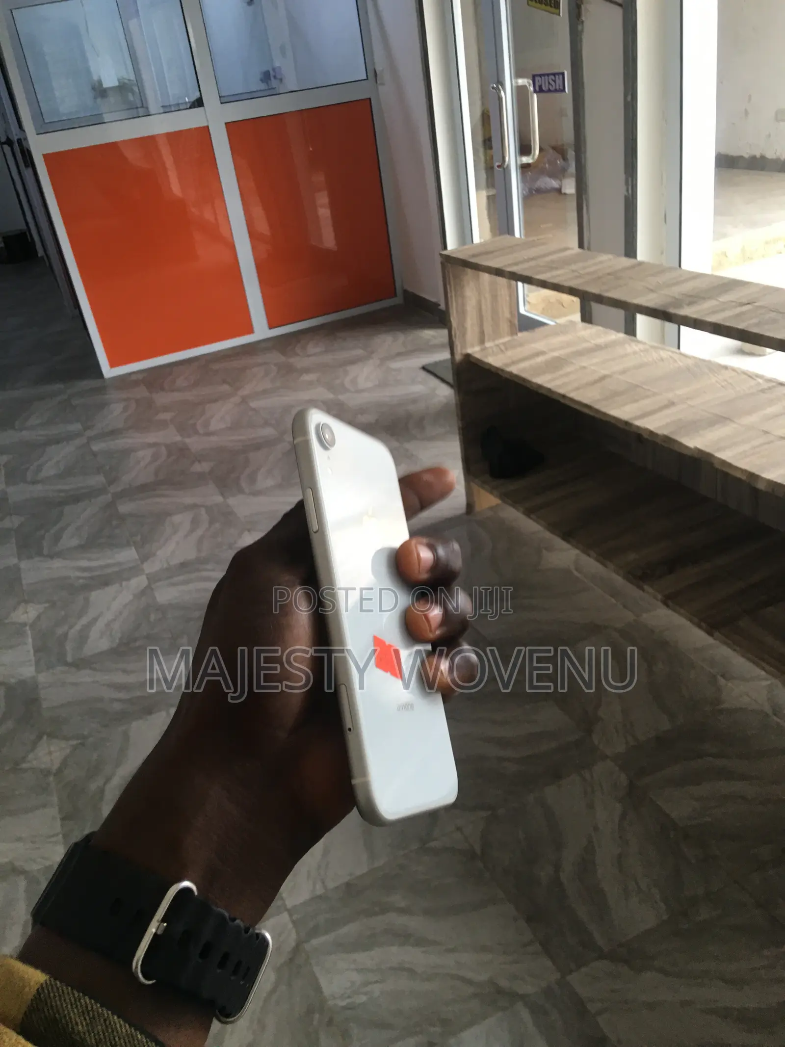 Apple iPhone XR 256 GB White