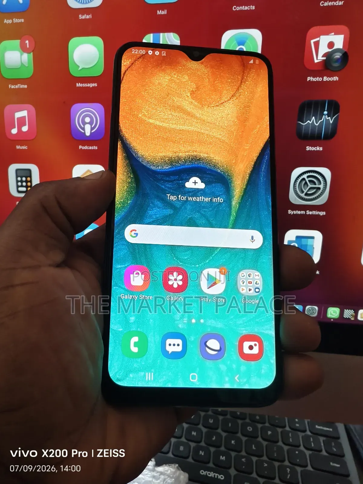 New Samsung Galaxy A40 64 GB Green