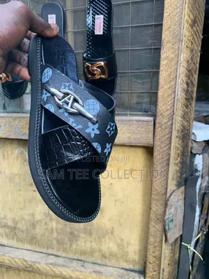 Men's Casual Slippers. Free Delivery Anywhere in Ghana