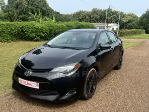 Toyota Corolla 2018 Black