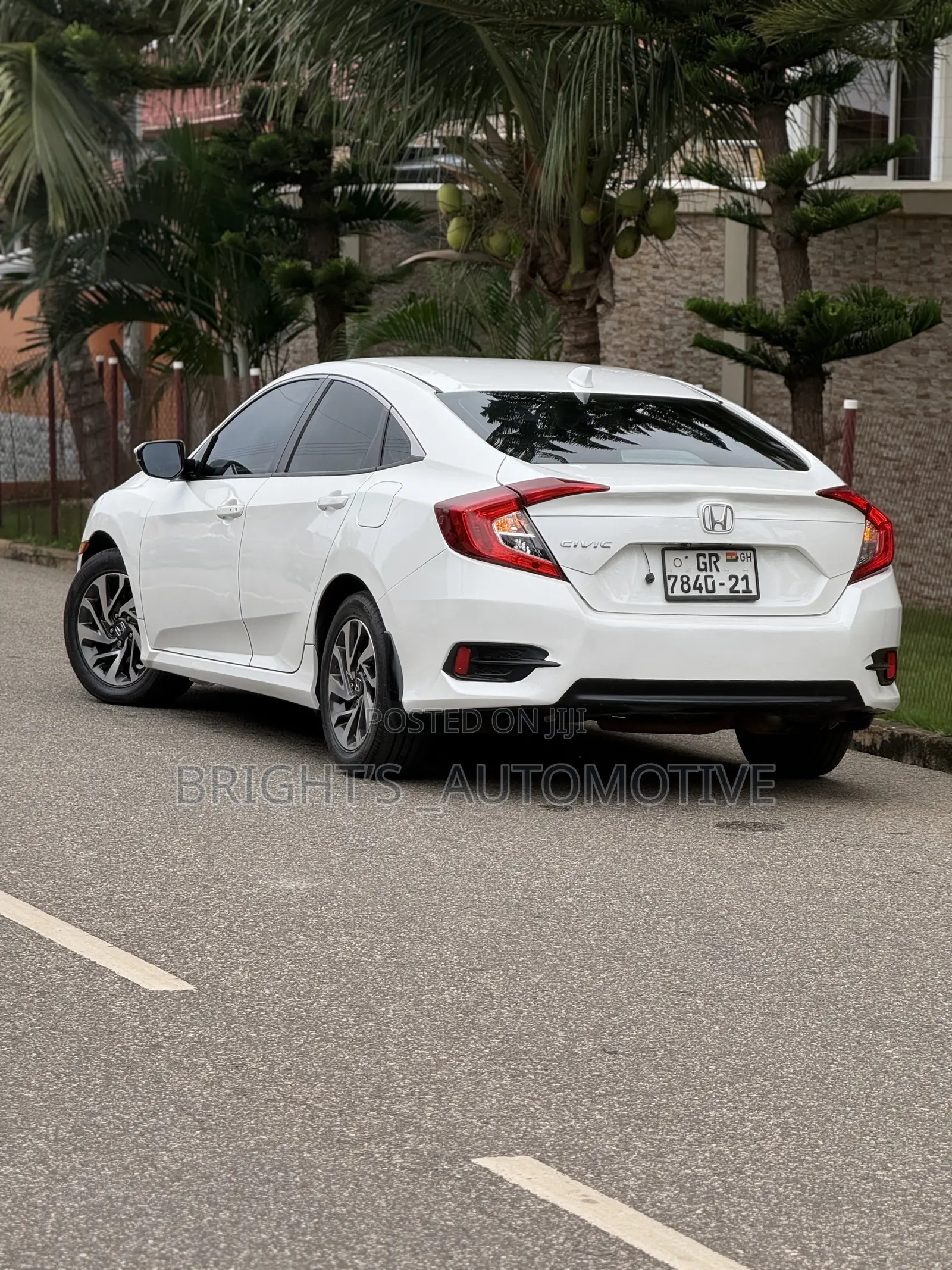 Honda Civic EX Sedan 2018 White