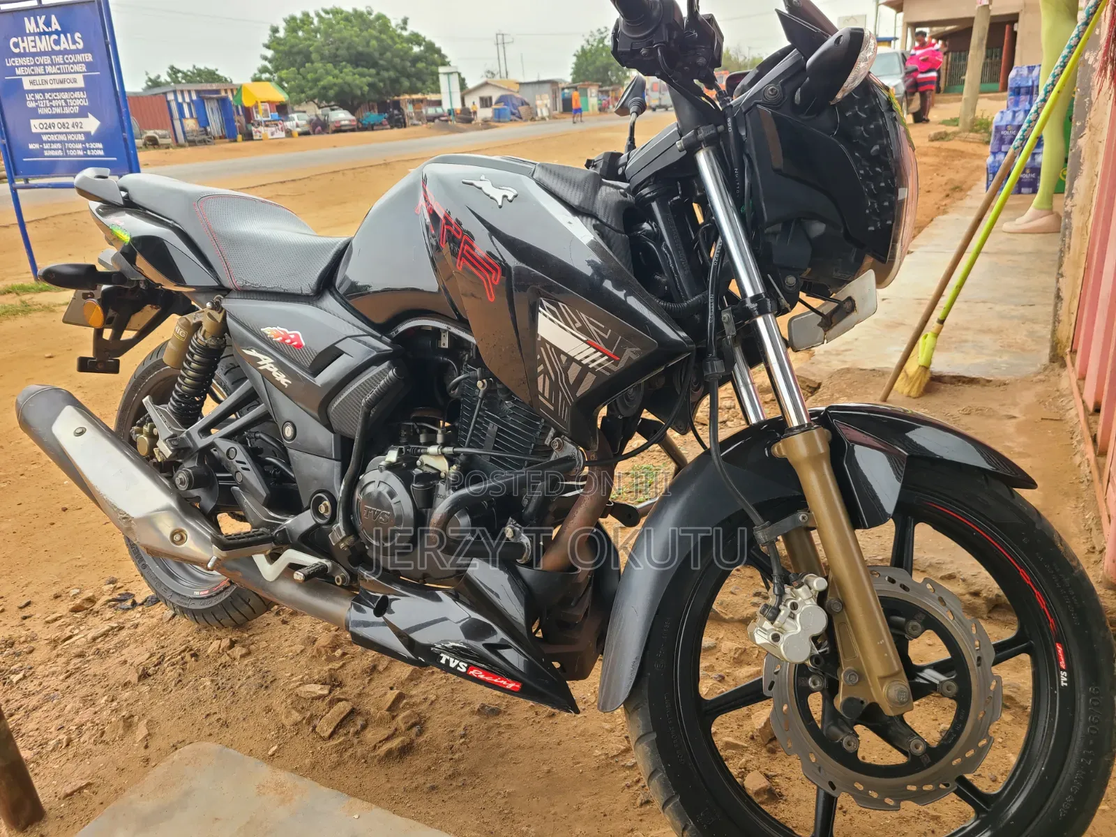 TVS Apache 180 RTR 2024 Black