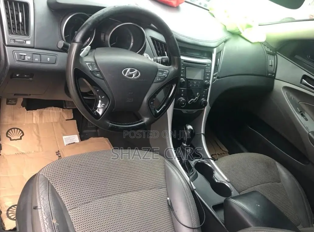 Hyundai Sonata 2013 Black