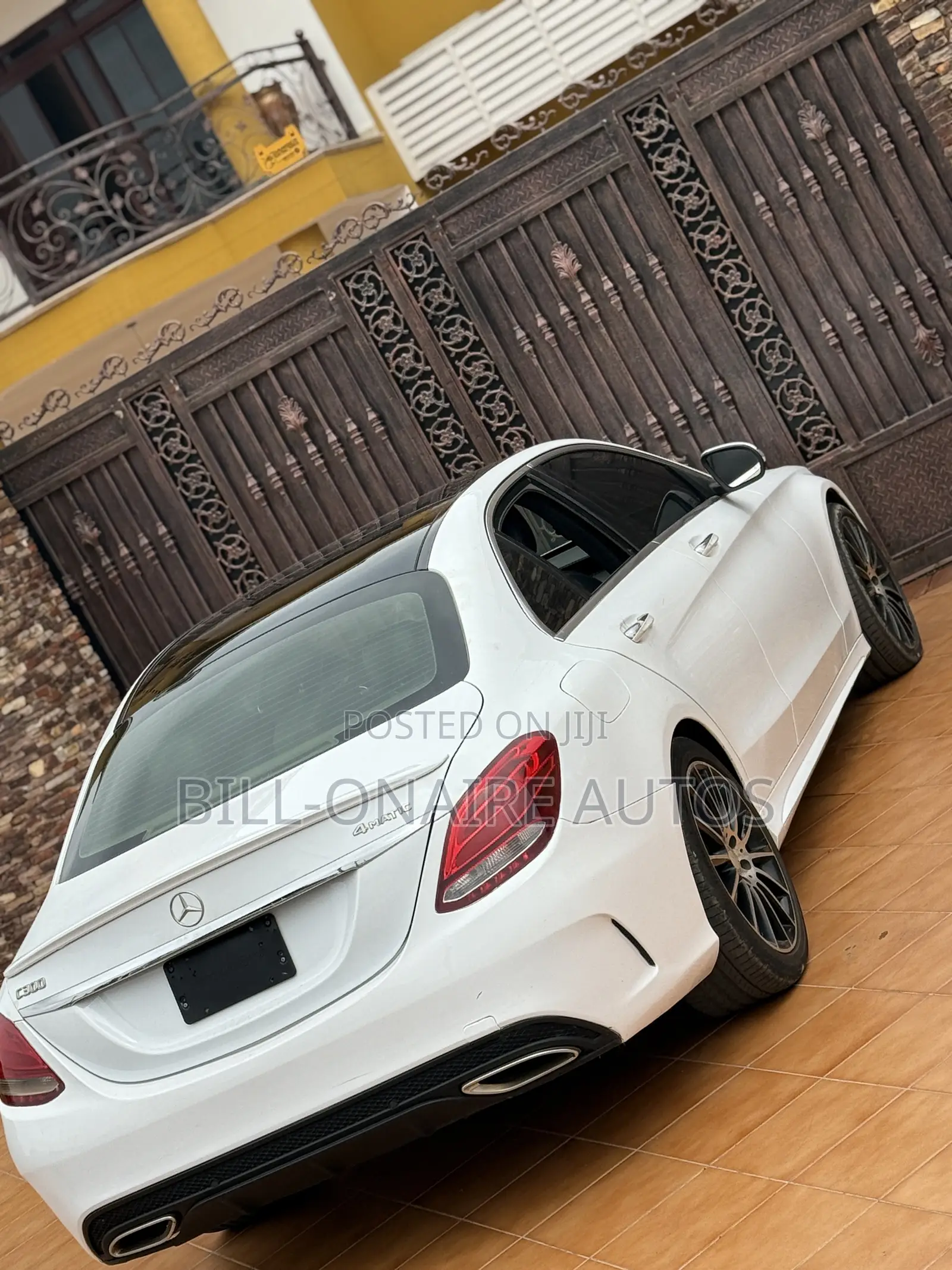 Mercedes-Benz C300 Luxury 4Matic Sedan AWD (2.0L 4cyl 7A) 2016 White