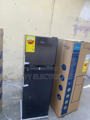 Strongly Made Midea 174liters DoubleDoor Fridge
