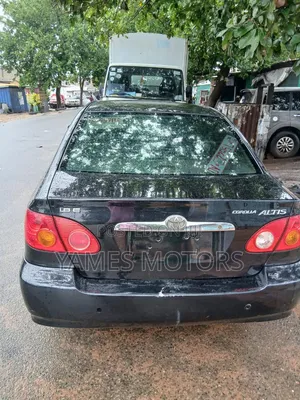 Toyota Corolla Altis 2010 Black