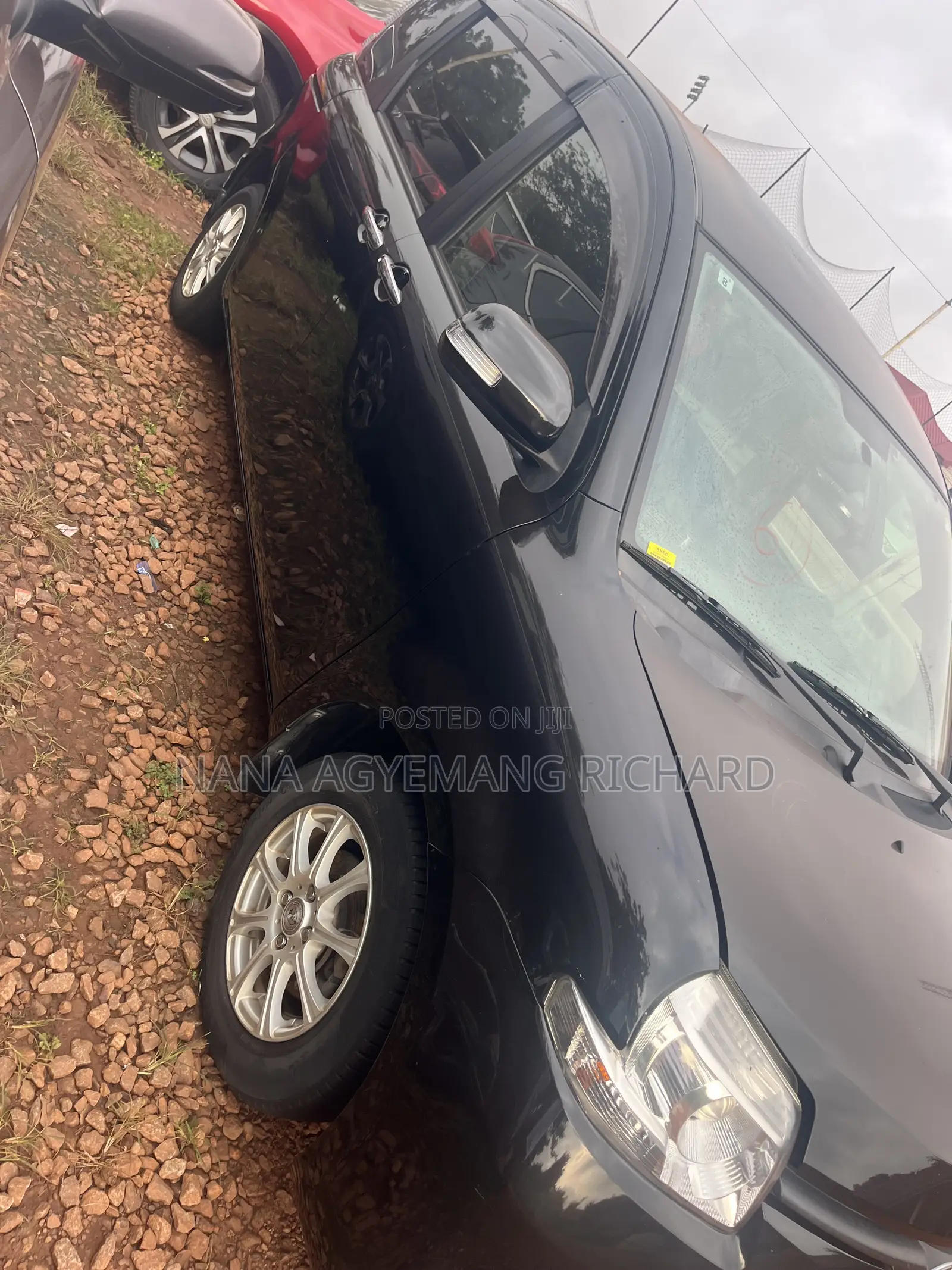 Toyota Sienta 1.5 FWD 2013 Black