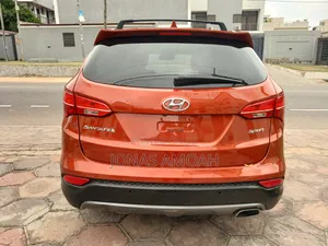Hyundai Santa Fe 2015 Orange