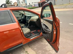 Hyundai Santa Fe 2015 Orange